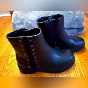 Steve Madden Jkarra Kids Black Lace-Up Boots size 3